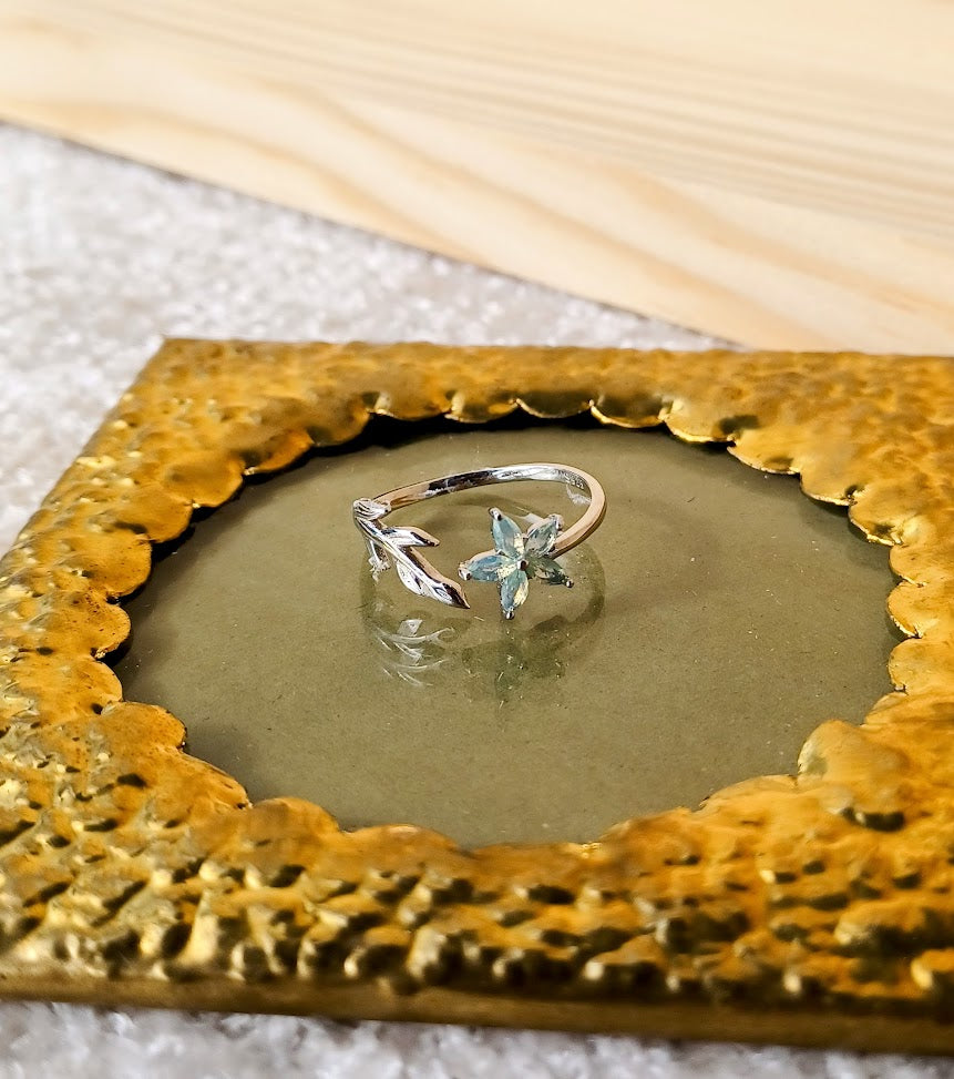 Green Jasmine Silver Ring