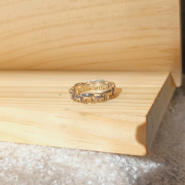 Elevera Ring