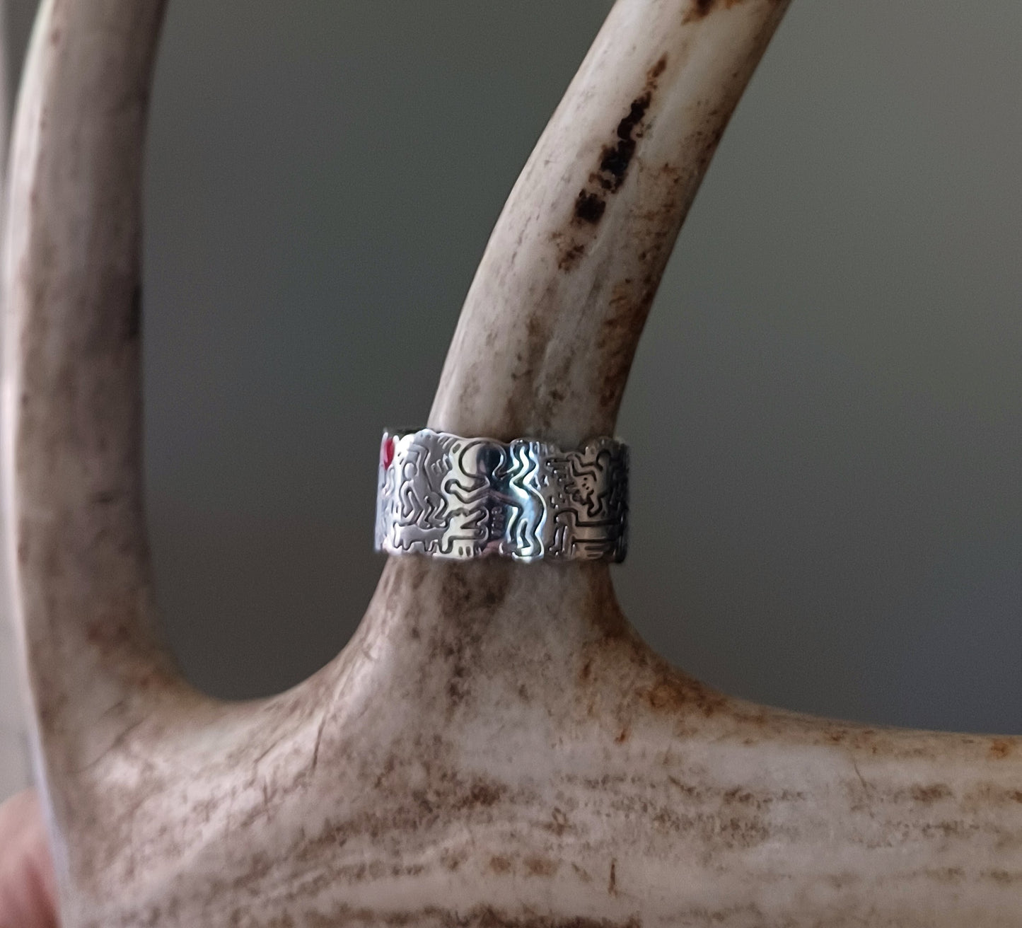 Art Silver Ring