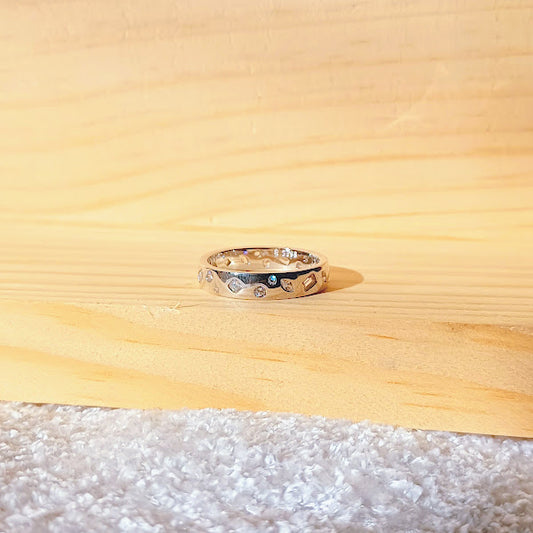 Stelle Ring