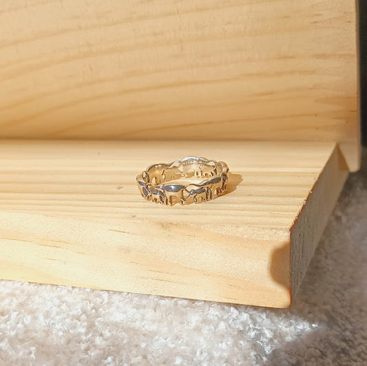 Elevera Ring